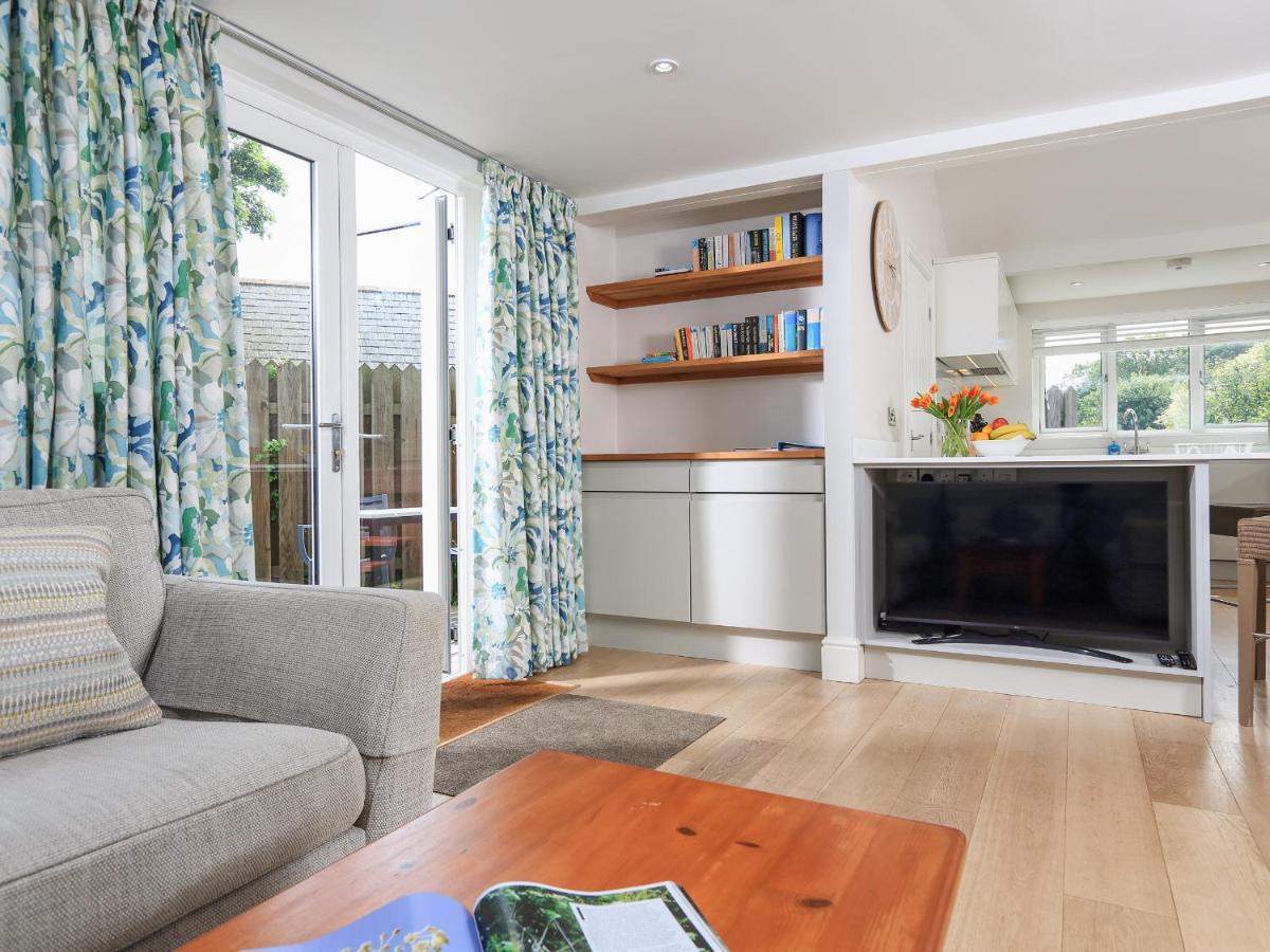 Keepers Lodge, Hillfield Village Dartmouth Bagian luar foto