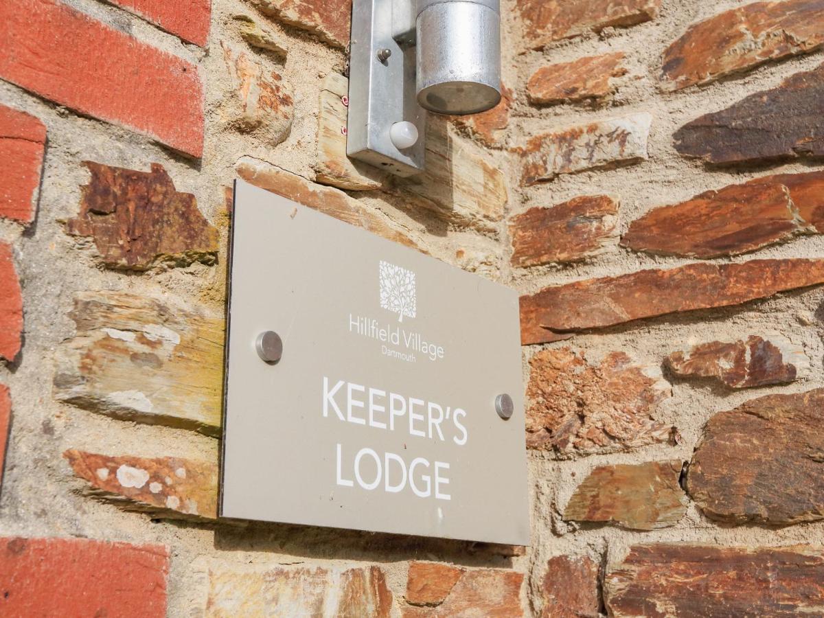 Keepers Lodge, Hillfield Village Dartmouth Bagian luar foto
